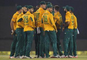 South Africa Team Huddle In 2nd T20I against India In Barabati Stadium Cuttack