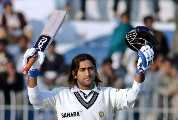 5 Best overseas Test knocks by MS Dhoni
