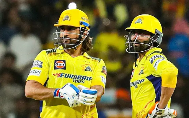 dhoni six and jadeja