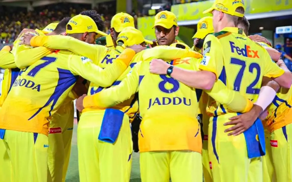CSK Team huddle (Source: Chennai IPL/Instagram)