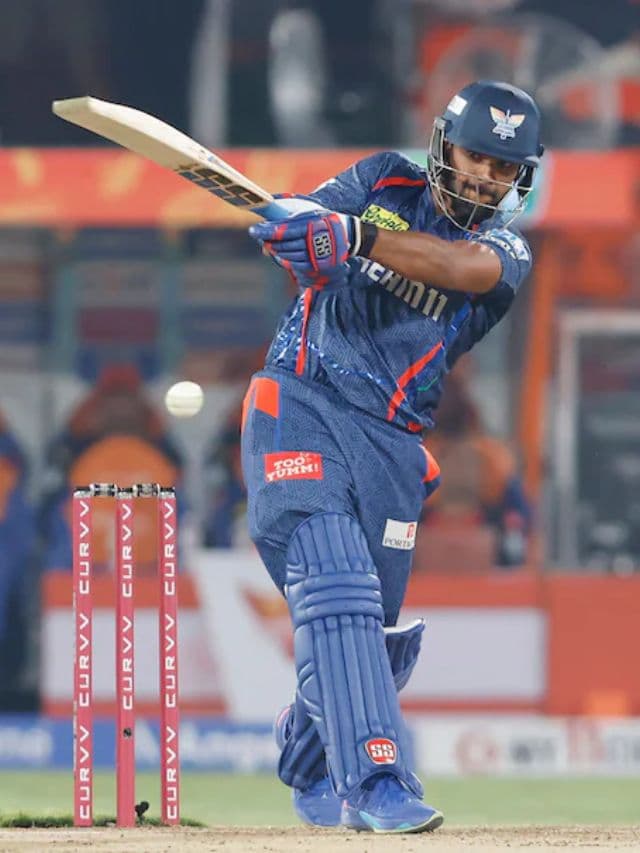 Top 5 players with most sixes in IPL 2025 so far