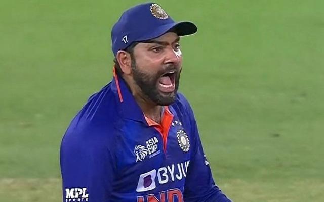 Rohit Sharma's reaction to Arshdeep's drop catch