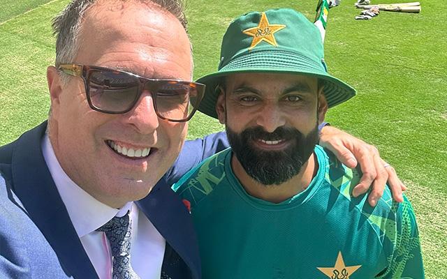 Michael-Vaughan-and-Mohammad-Hafeez
