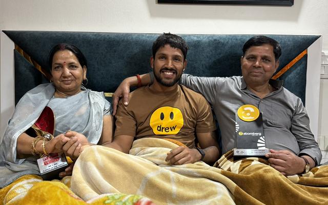 Dhruv Jurel with his parents