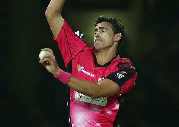 Mitchell Starc of the SIxers BBL 2016-17