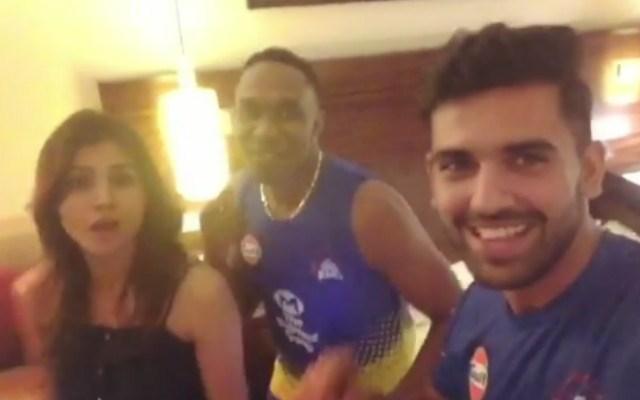 Deepak Chahar, his sister and Bravo tap their feet on the latter's new song