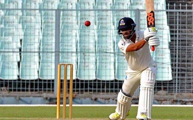 Defending champions Vidarbha got off to a shaky start in their clash with the 2016-17 champions Gujarat.