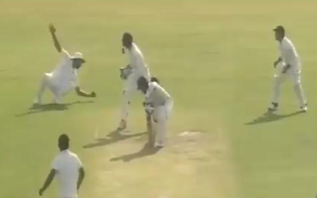 Suresh Raina takes a brilliant reflex catch