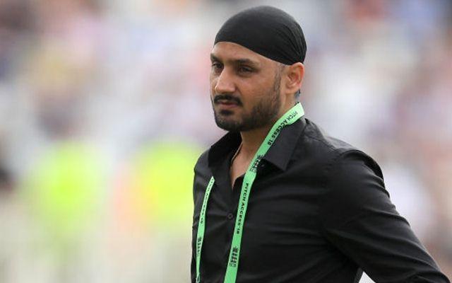 Harbhajan agreed with Tharoor and said that the selectors are testing the batsman's hearts.