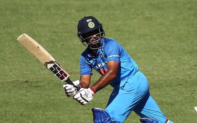 Ambati Rayudu scored an impressive quickfire fifty for Hyderabad against Jharkhand but it was not enough for his side.