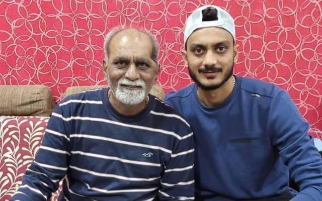 Axar Patel and his dad