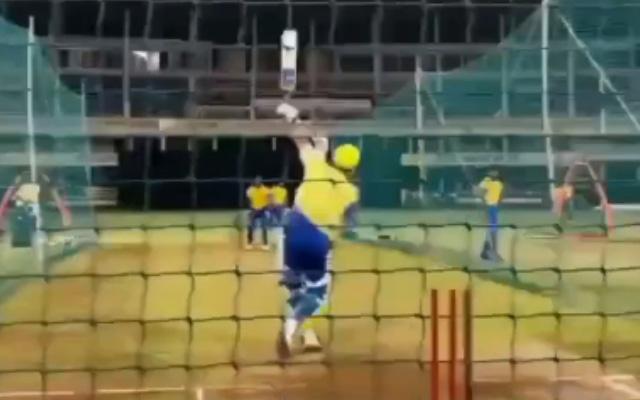 MS Dhoni one handed six