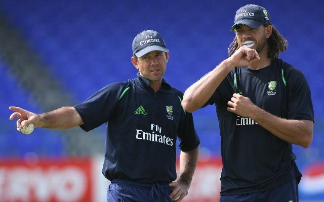 Family and former teammates paid tributes to Australian cricketer Andrew Symonds who passed away in a tragic car accident.