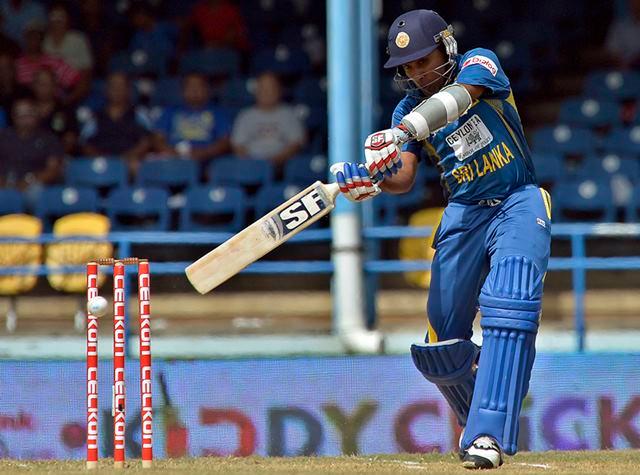 Batsmen Mahela Jayawardene
