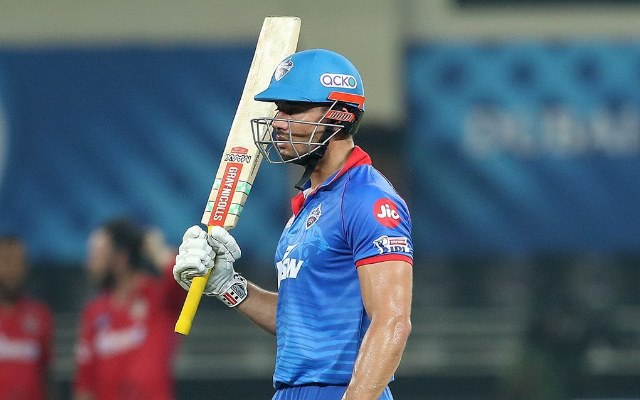 RCB fans troll Marcus Stoinis after he slams a 21-ball 53 for DC in Dubai